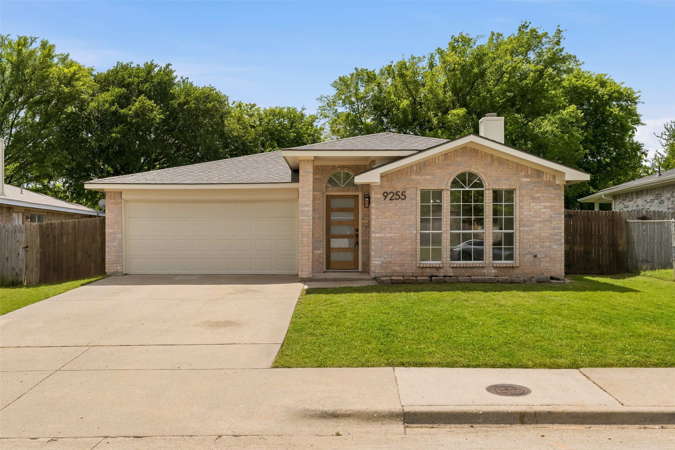 9255 Crimnson Court Dallas TX 75217