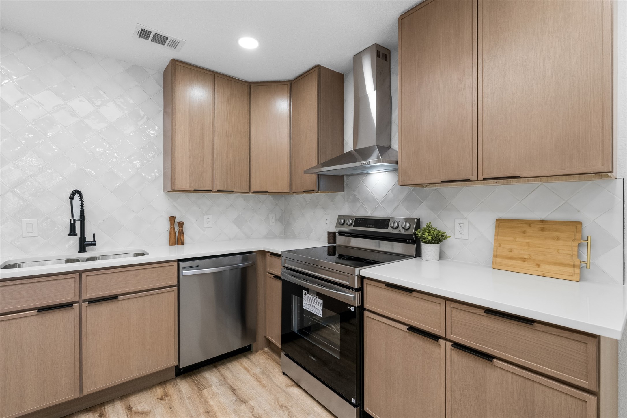 9255 Crimnson Court Dallas TX 75217