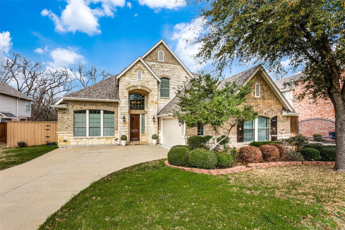 2905 Crystal Falls Drive Garland TX 75044