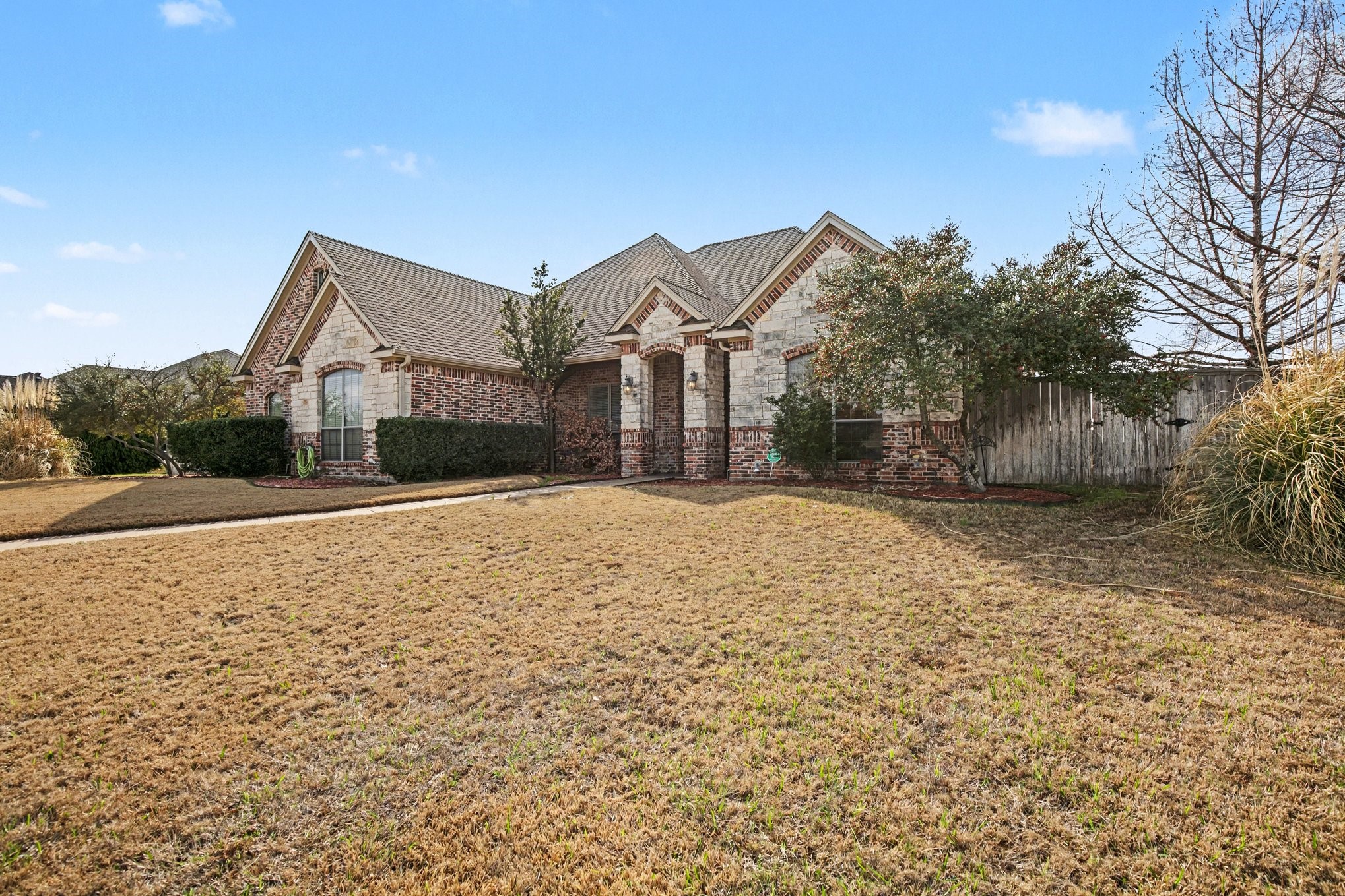 1361 Shallowbend Drive Midlothian TX 76065