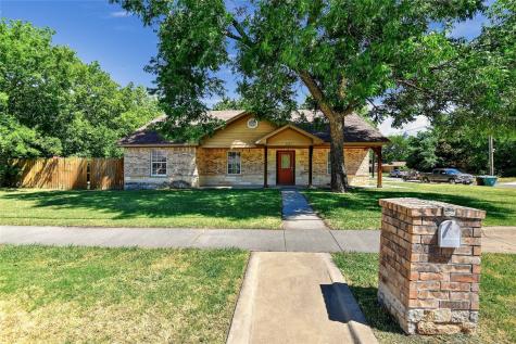 221 E Brockett Street Sherman TX 75090