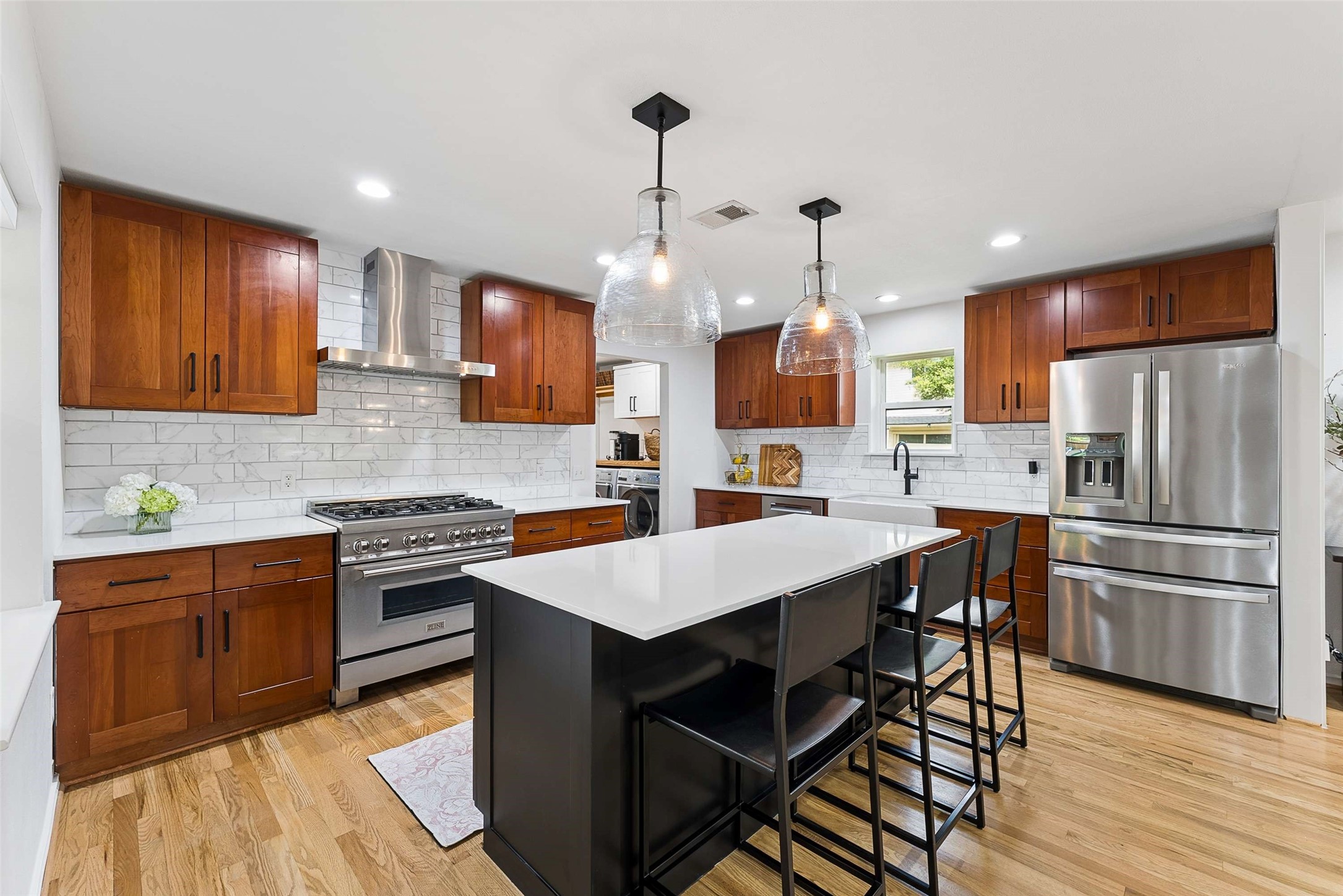 6735 Kingsbury Drive Dallas TX 75231