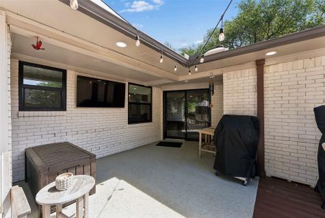 6735 Kingsbury Drive Dallas TX 75231