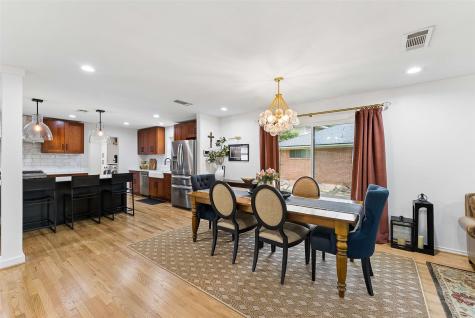 6735 Kingsbury Drive Dallas TX 75231