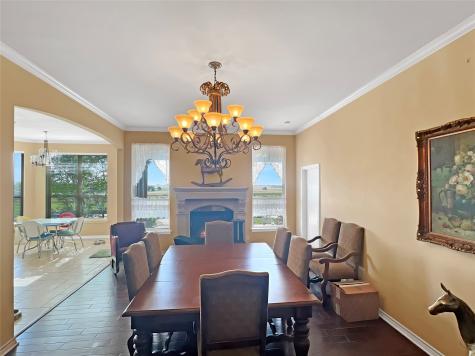 590 County Road 385 Valley View TX 76272