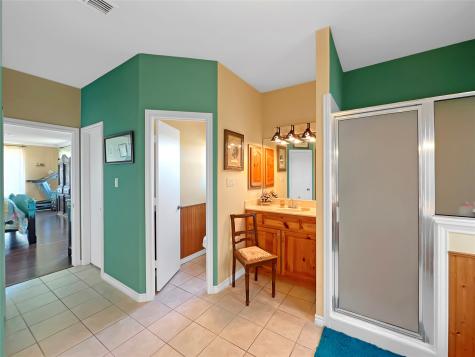 590 County Road 385 Valley View TX 76272