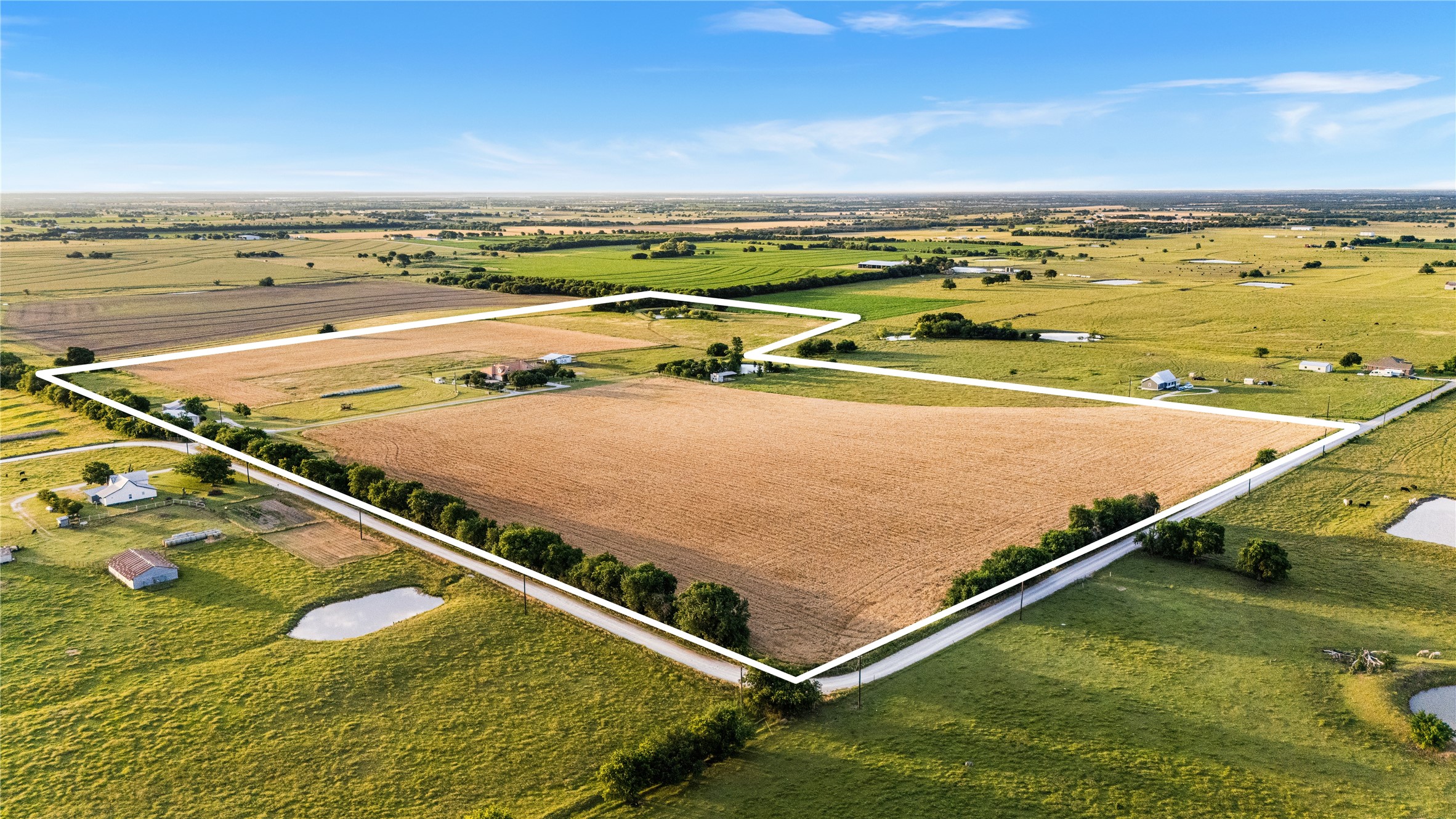 590 County Road 385 Valley View TX 76272
