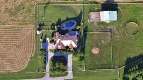 590 County Road 385 Valley View TX 76272