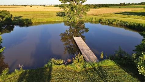 590 County Road 385 Valley View TX 76272