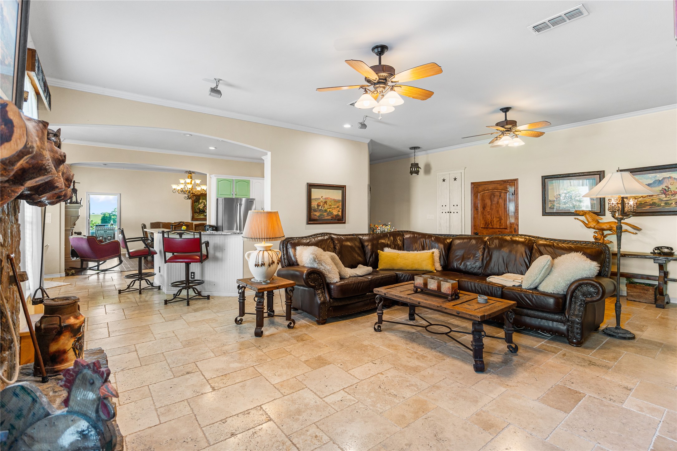 590 County Road 385 Valley View TX 76272