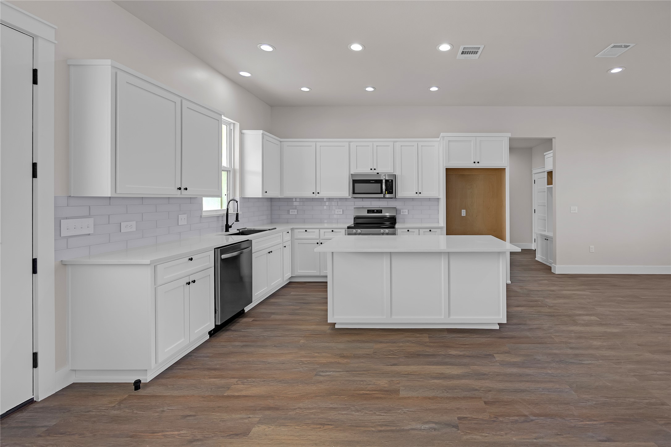 209 Avenida Avenue Rio Vista TX 76093