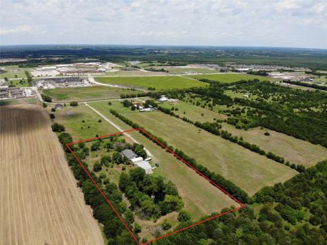 943 County Road 456 Princeton TX 75407