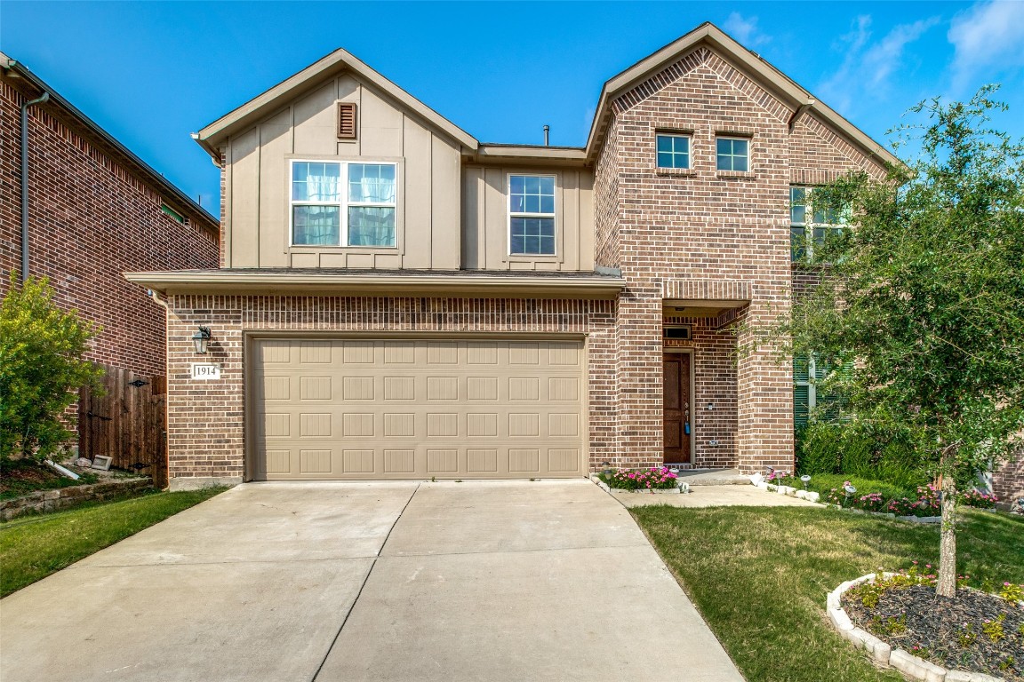 1914 Brookhill Drive Garland TX 75043