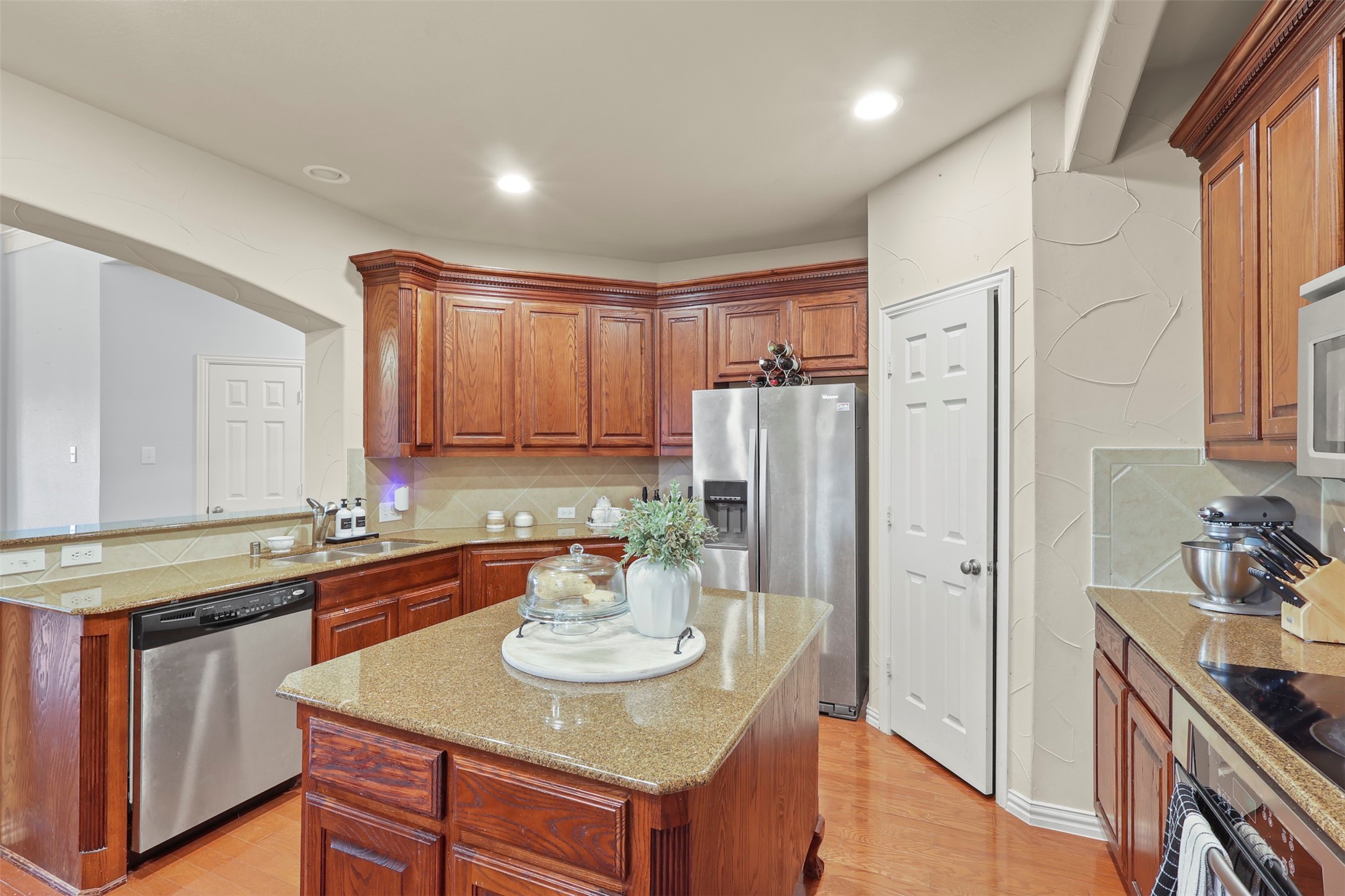 1056 Kaylie Street Grand Prairie TX 75052