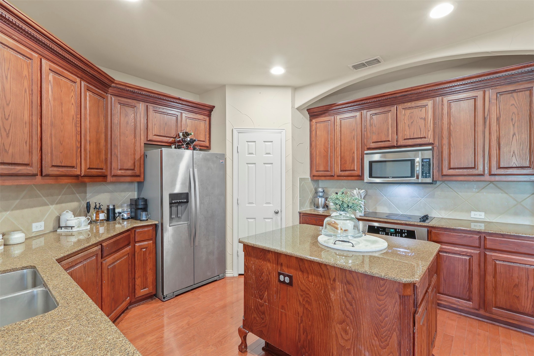 1056 Kaylie Street Grand Prairie TX 75052