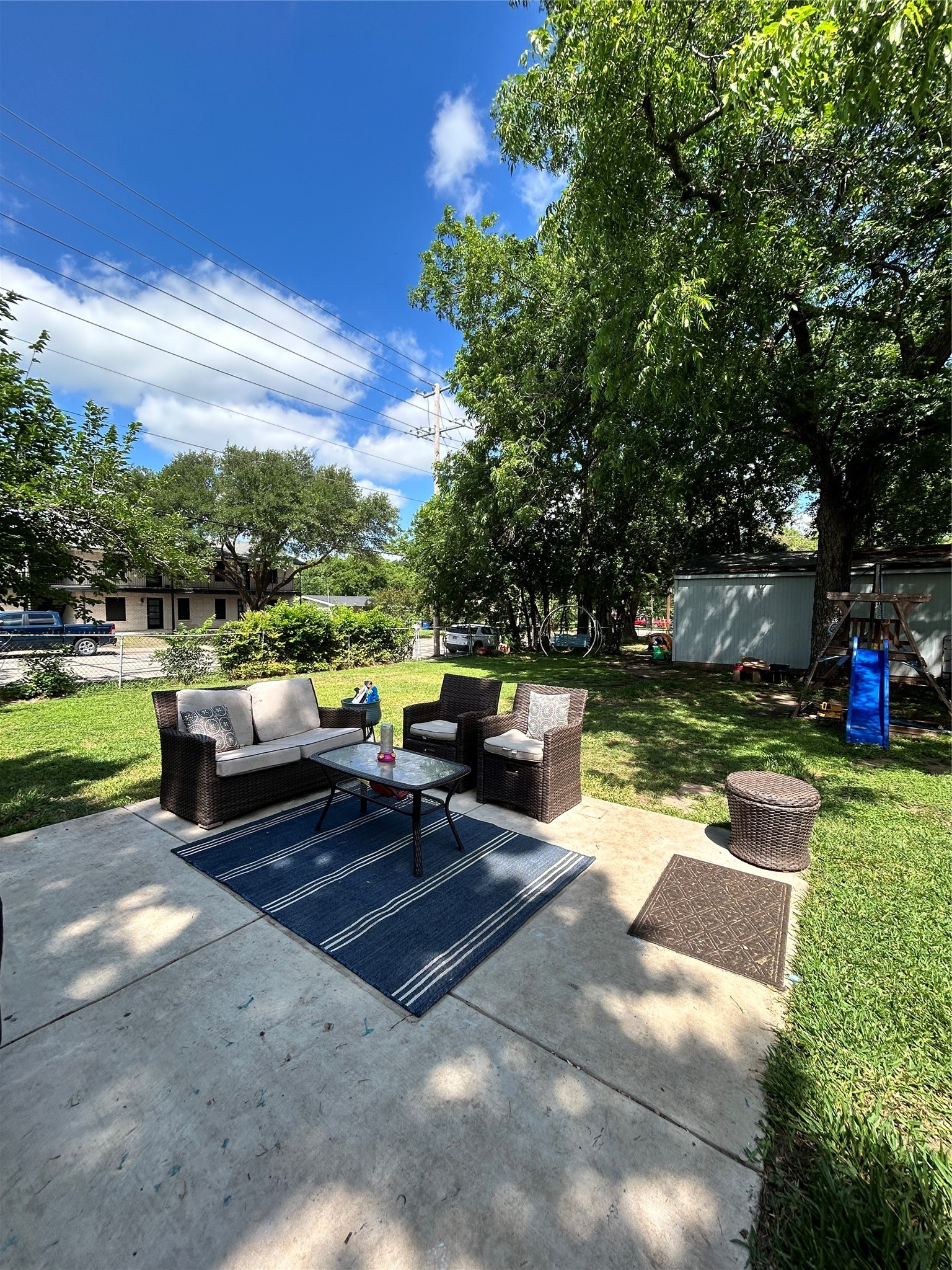 608 W Baldridge Street Ennis TX 75119