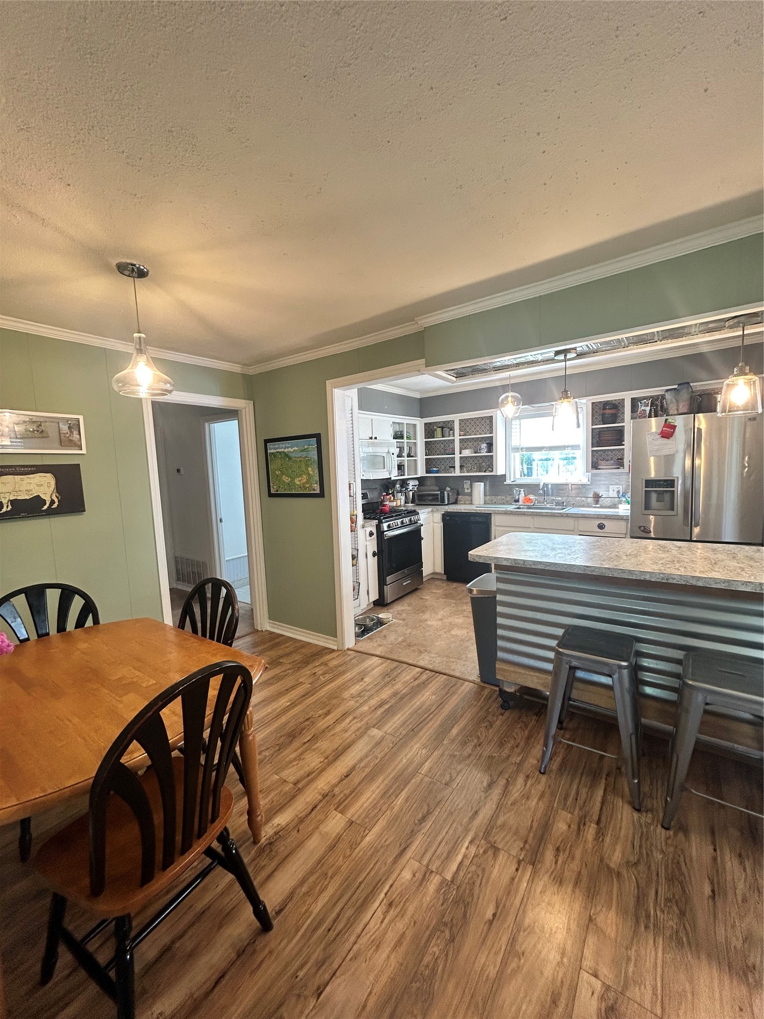 608 W Baldridge Street Ennis TX 75119
