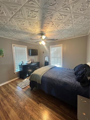608 W Baldridge Street Ennis TX 75119