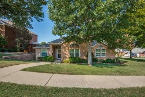 3813 Cromwell Drive Carrollton TX 75007