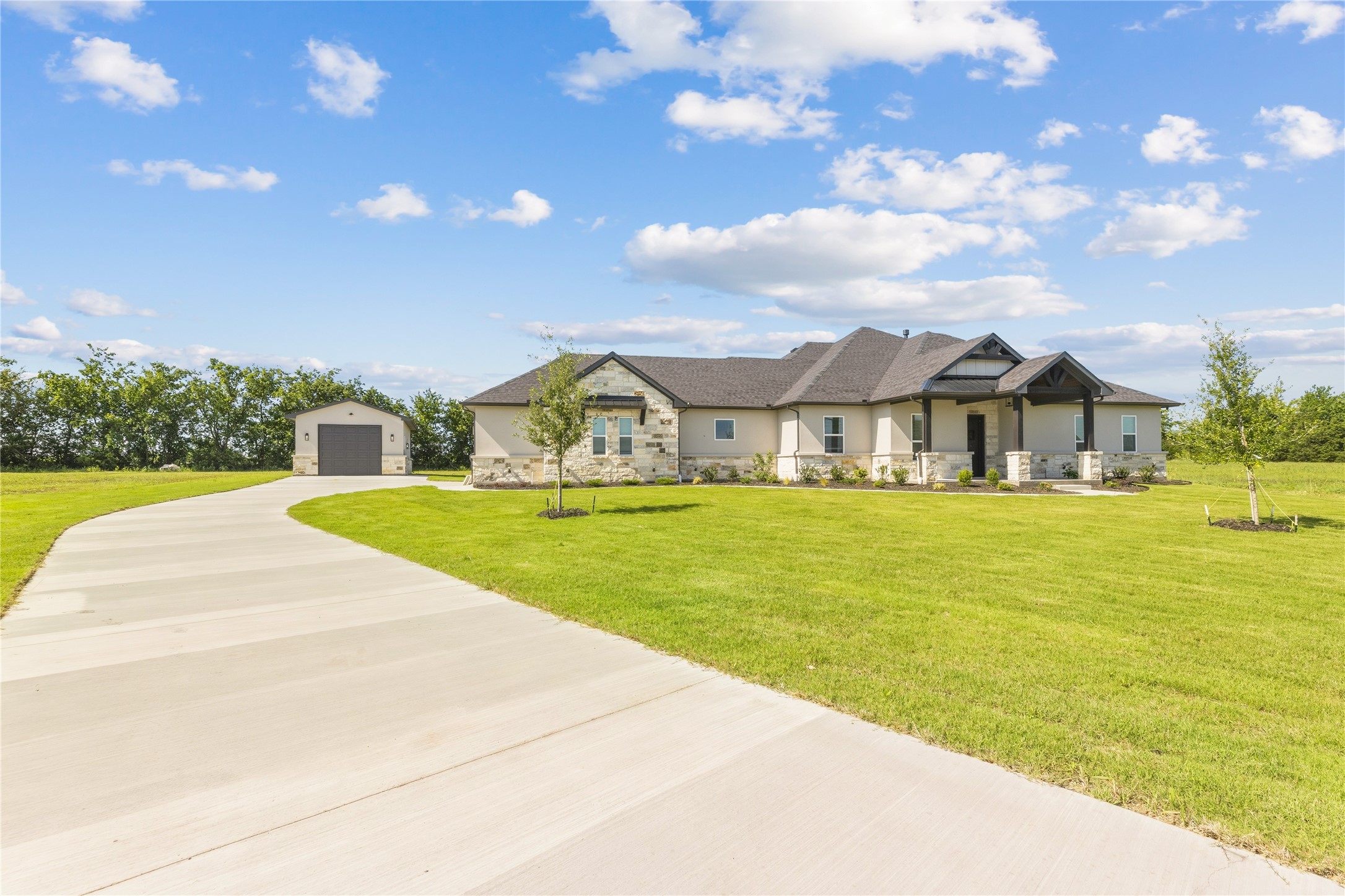 8401 Stallion Drive Godley TX 76044