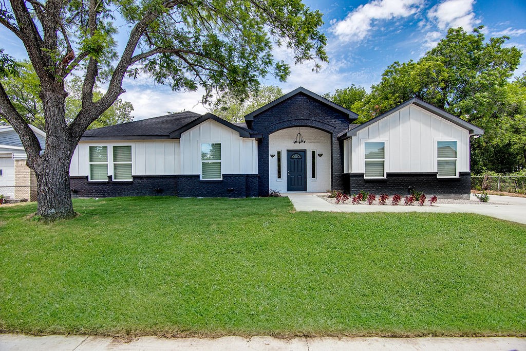 3840 Burnice Drive Fort Worth TX 76119
