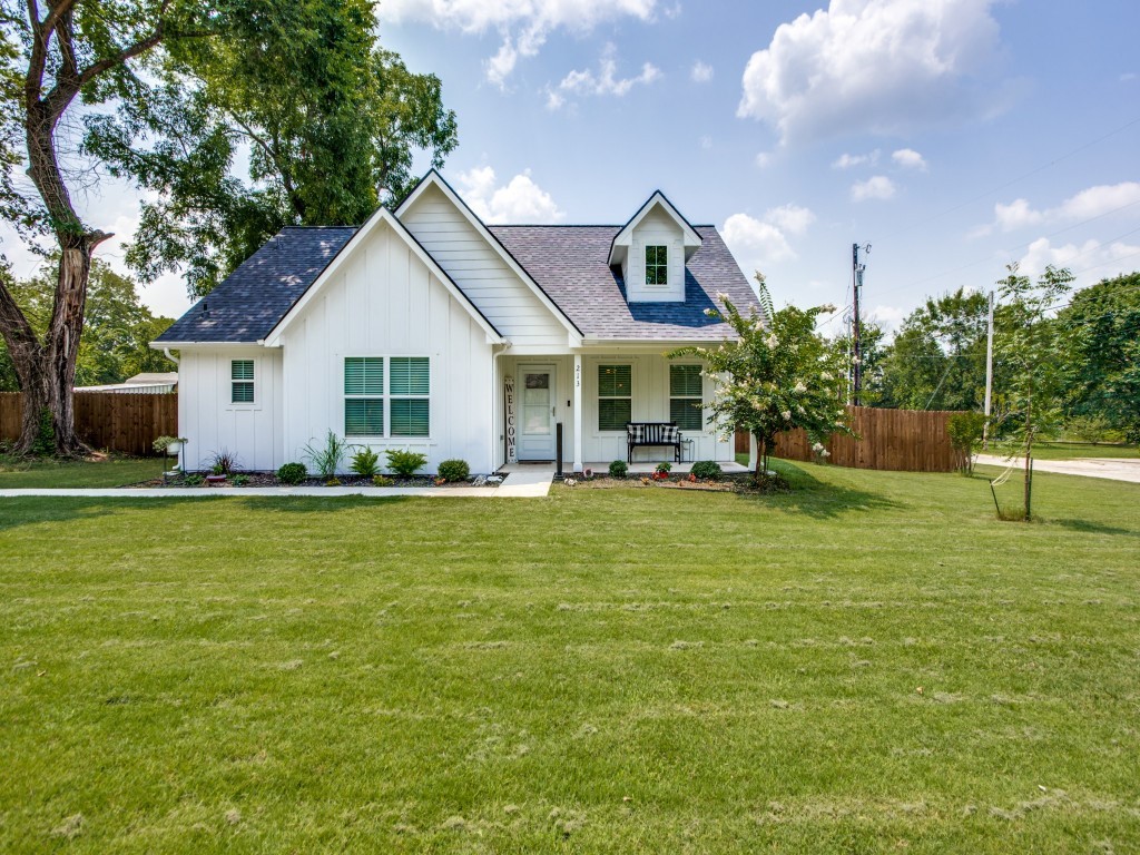 213 Neathery Street Farmersville TX 75442