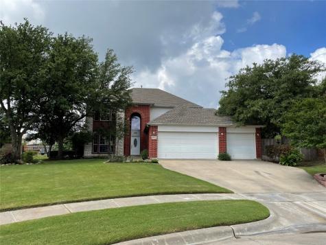 8102 Yucatan Court Arlington TX 76002
