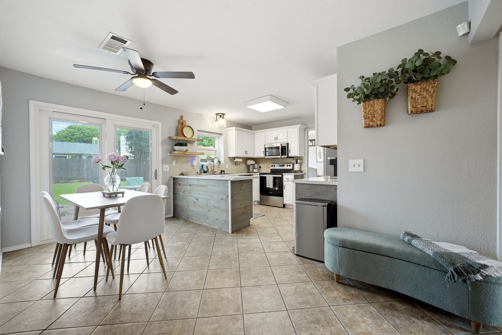 2209 Villawood Lane Garland TX 75040