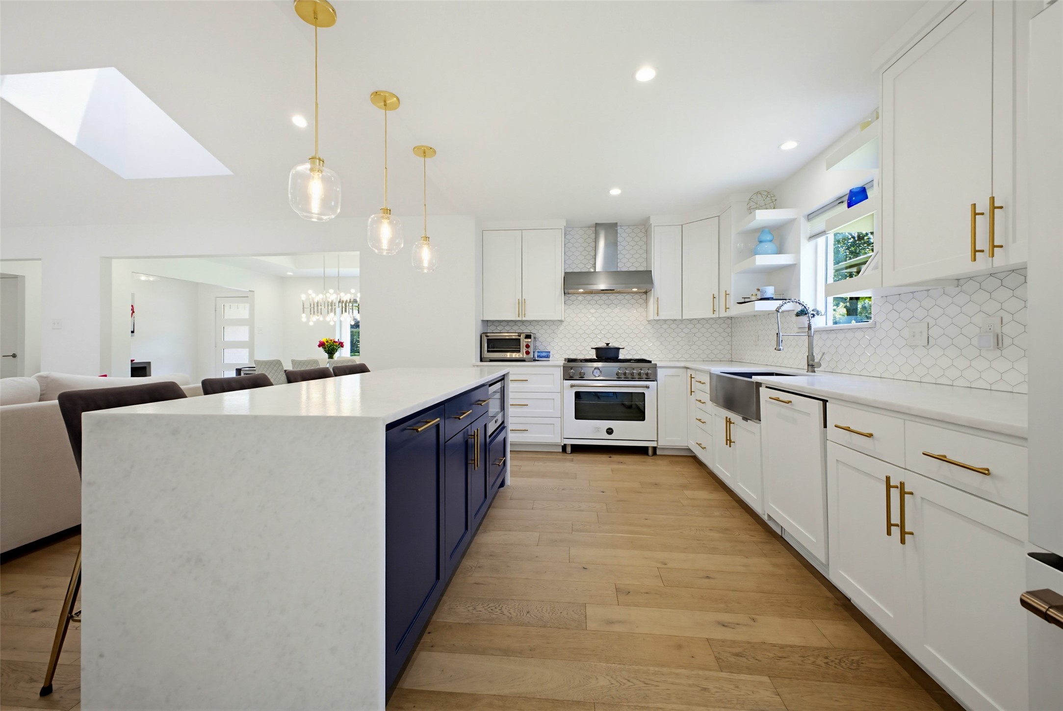 6415 Mercedes Avenue Dallas TX 75214