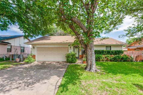 809 Alamo Lane Garland TX 75040