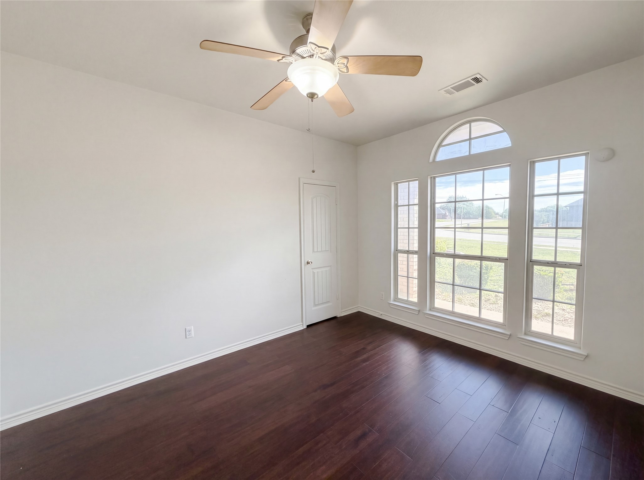 1602 Summercrest Drive Cleburne TX 76033