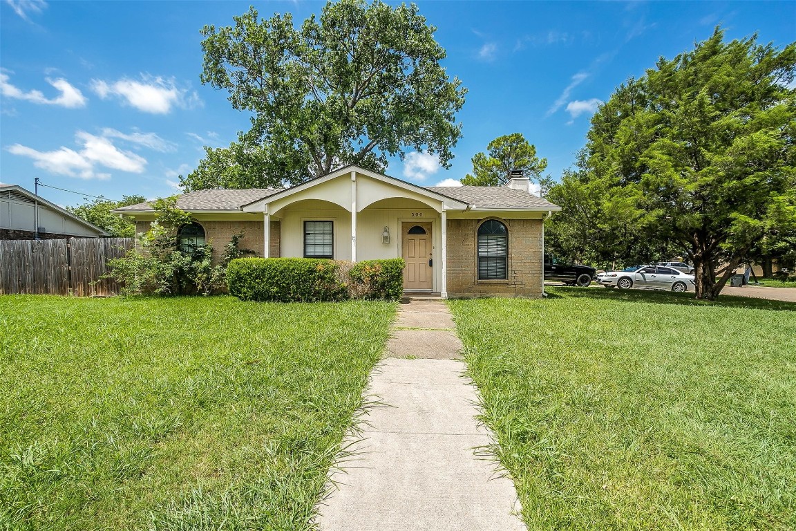 500 S Willow Street Mansfield TX 76063
