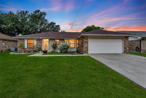 404 Palo Duro Circle Saginaw TX 76179
