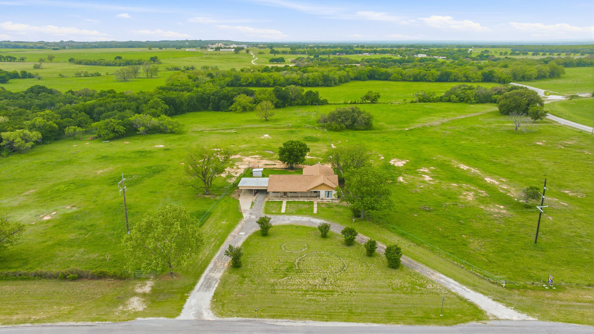 7450 E Highway 6 De Leon TX 76444