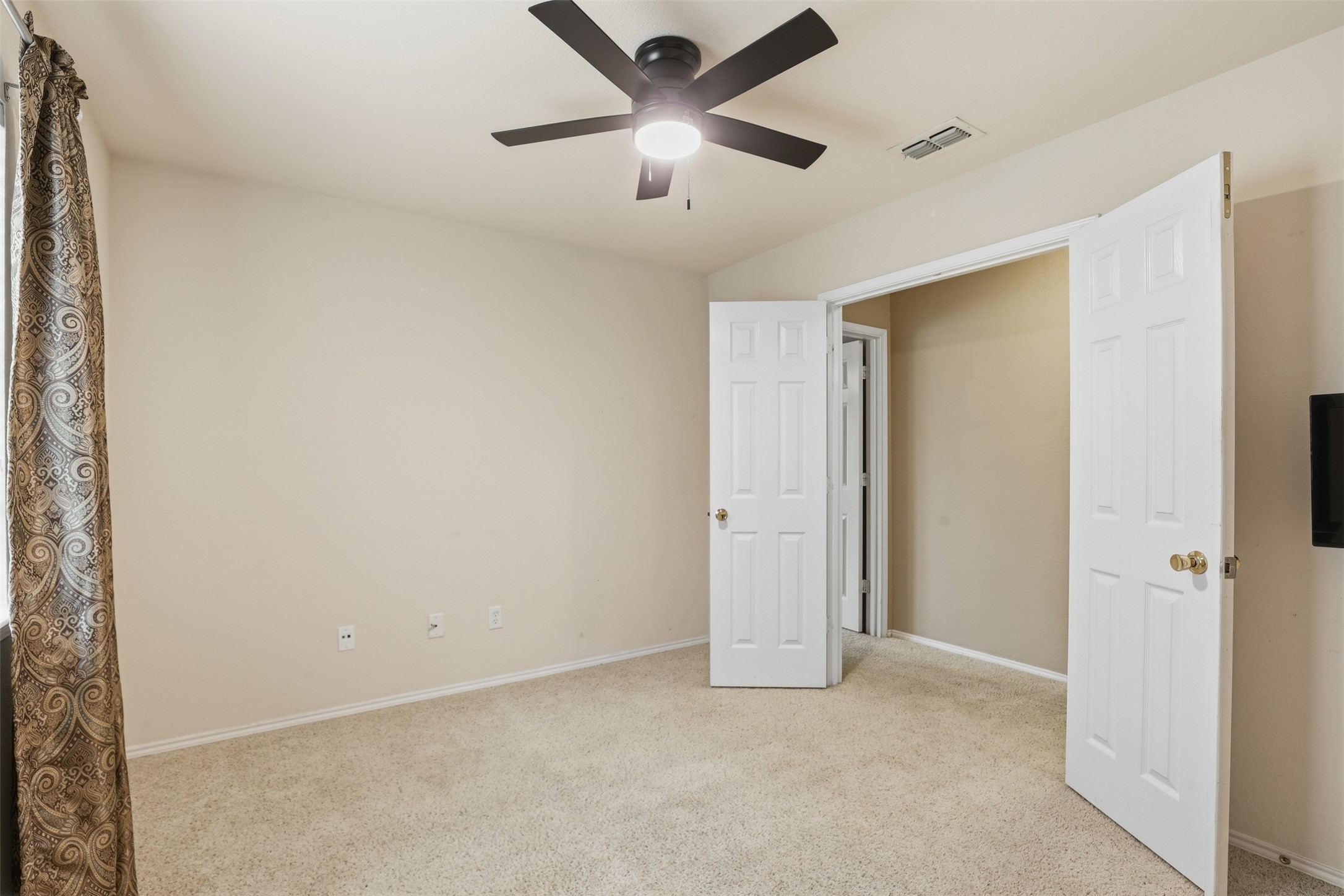 5762 Firethorn Drive Dallas TX 75249