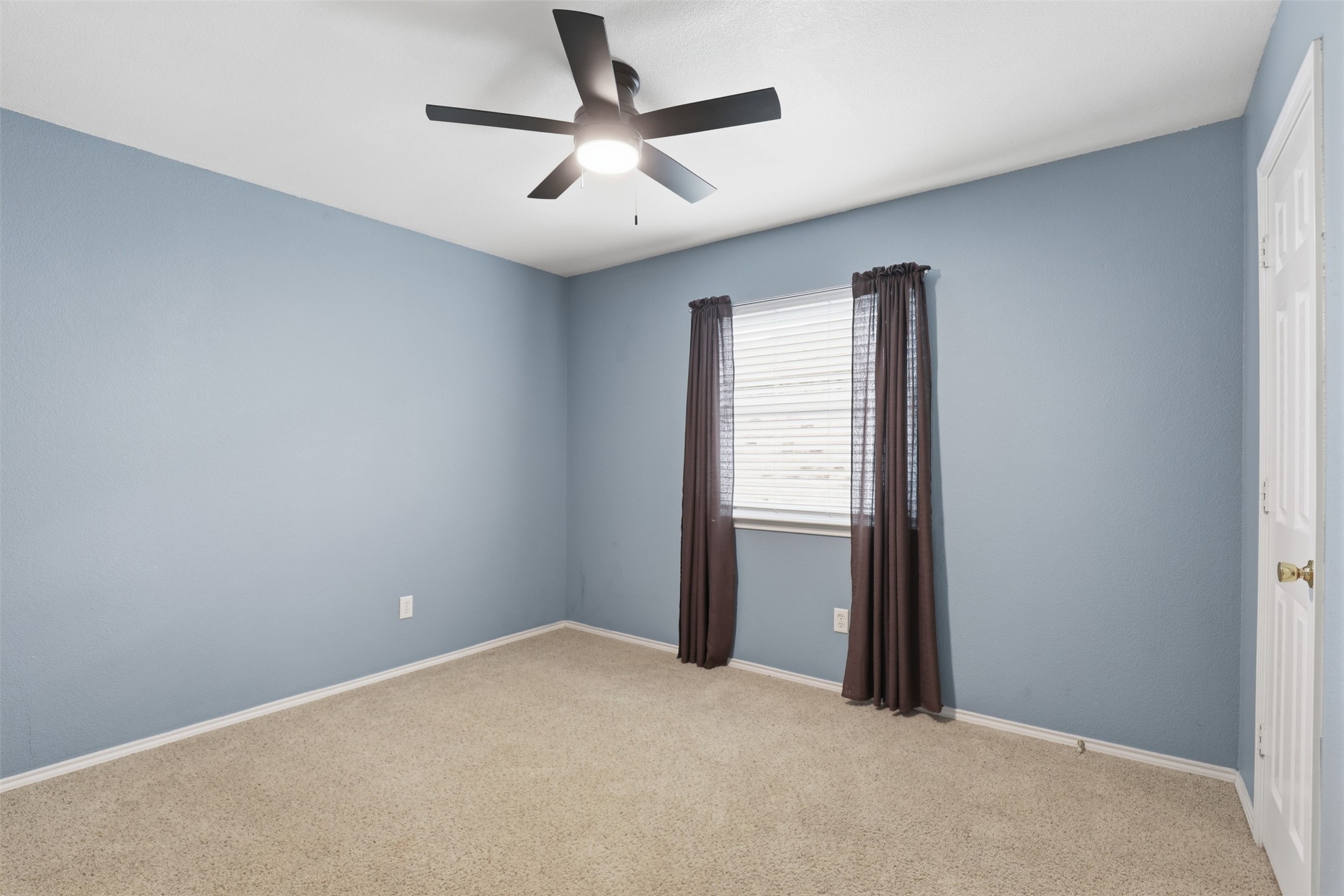 5762 Firethorn Drive Dallas TX 75249