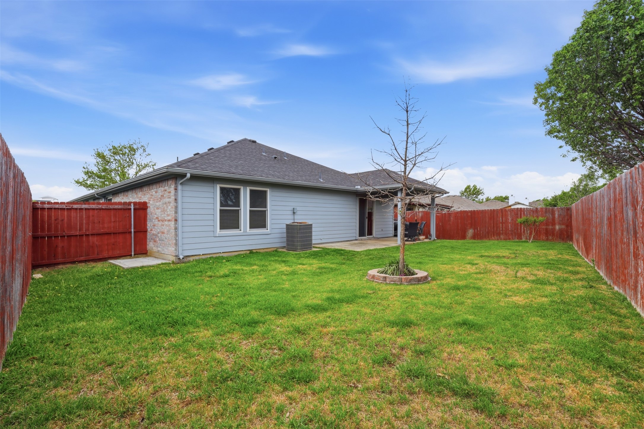 5762 Firethorn Drive Dallas TX 75249