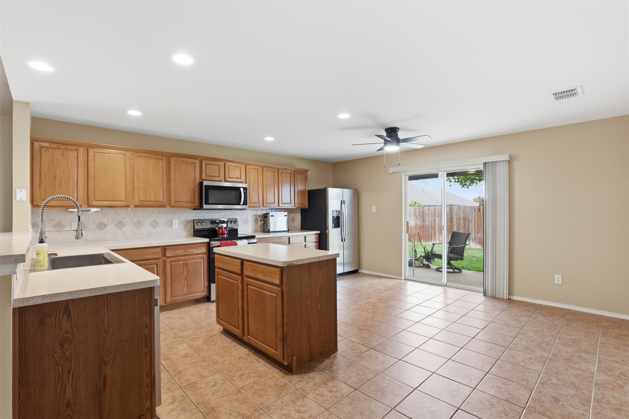 5762 Firethorn Drive Dallas TX 75249