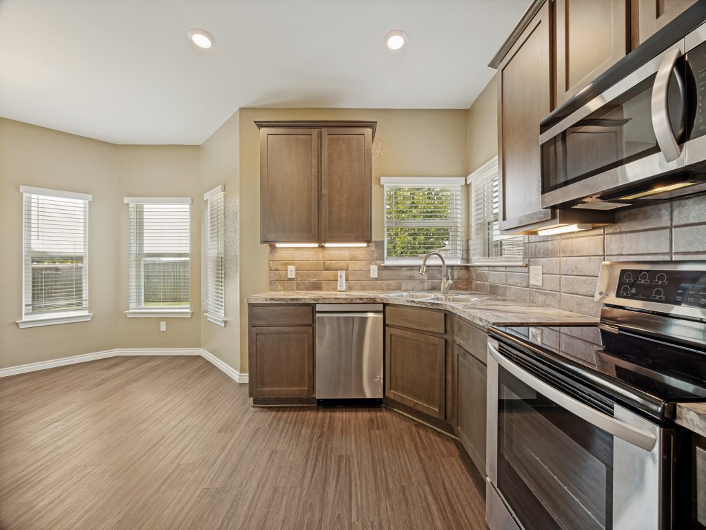 3310 Sweetwater Way Sherman TX 75090