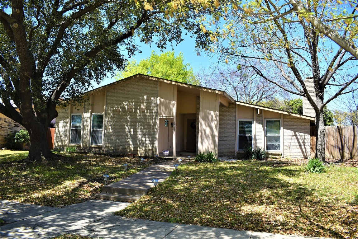 5017 Strickland Avenue The Colony TX 75056