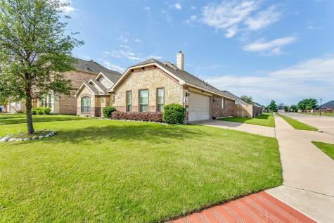 341 Colorado Drive Burleson TX 76028