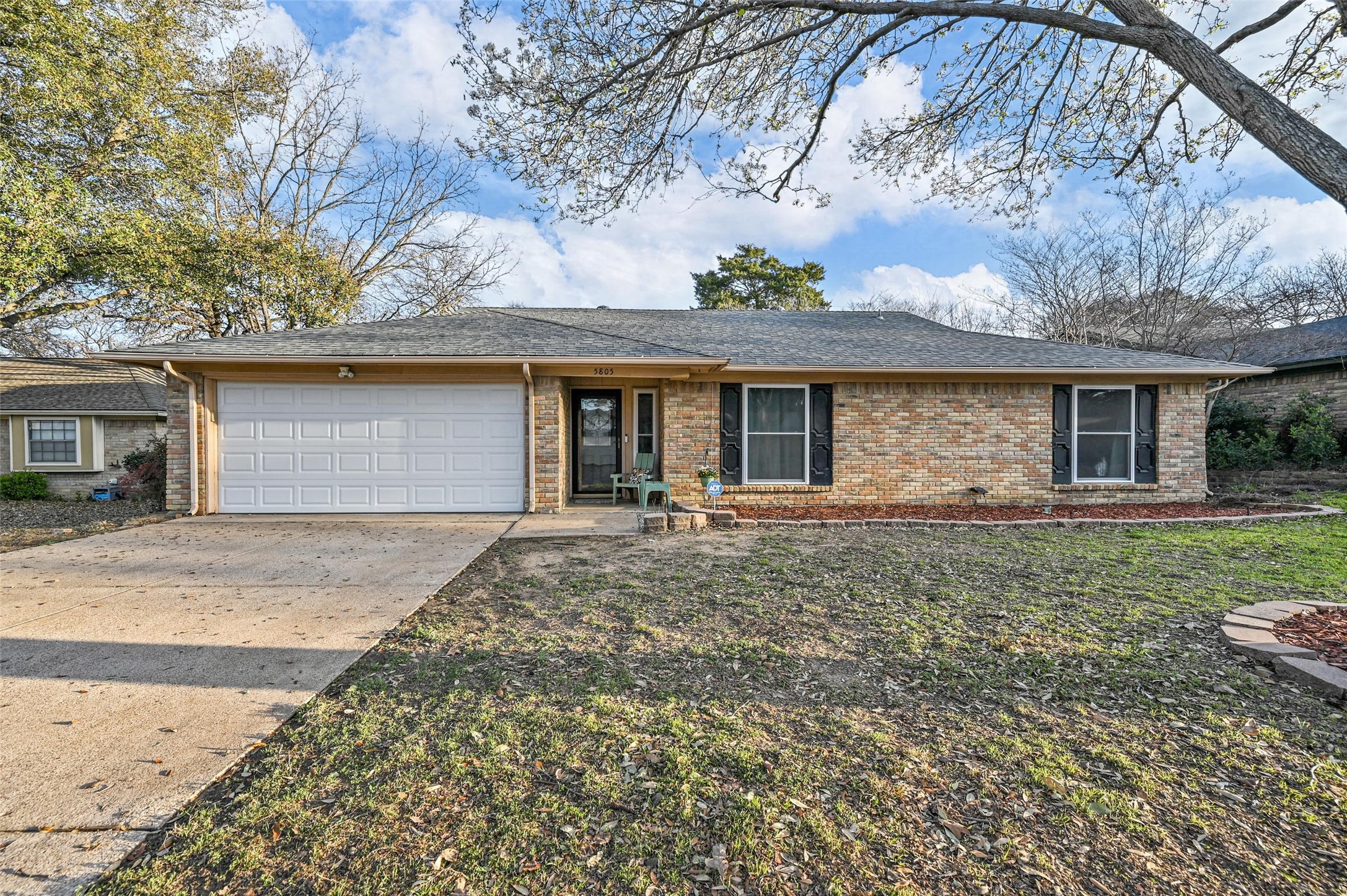 5805 Melstone Drive Arlington TX 76016