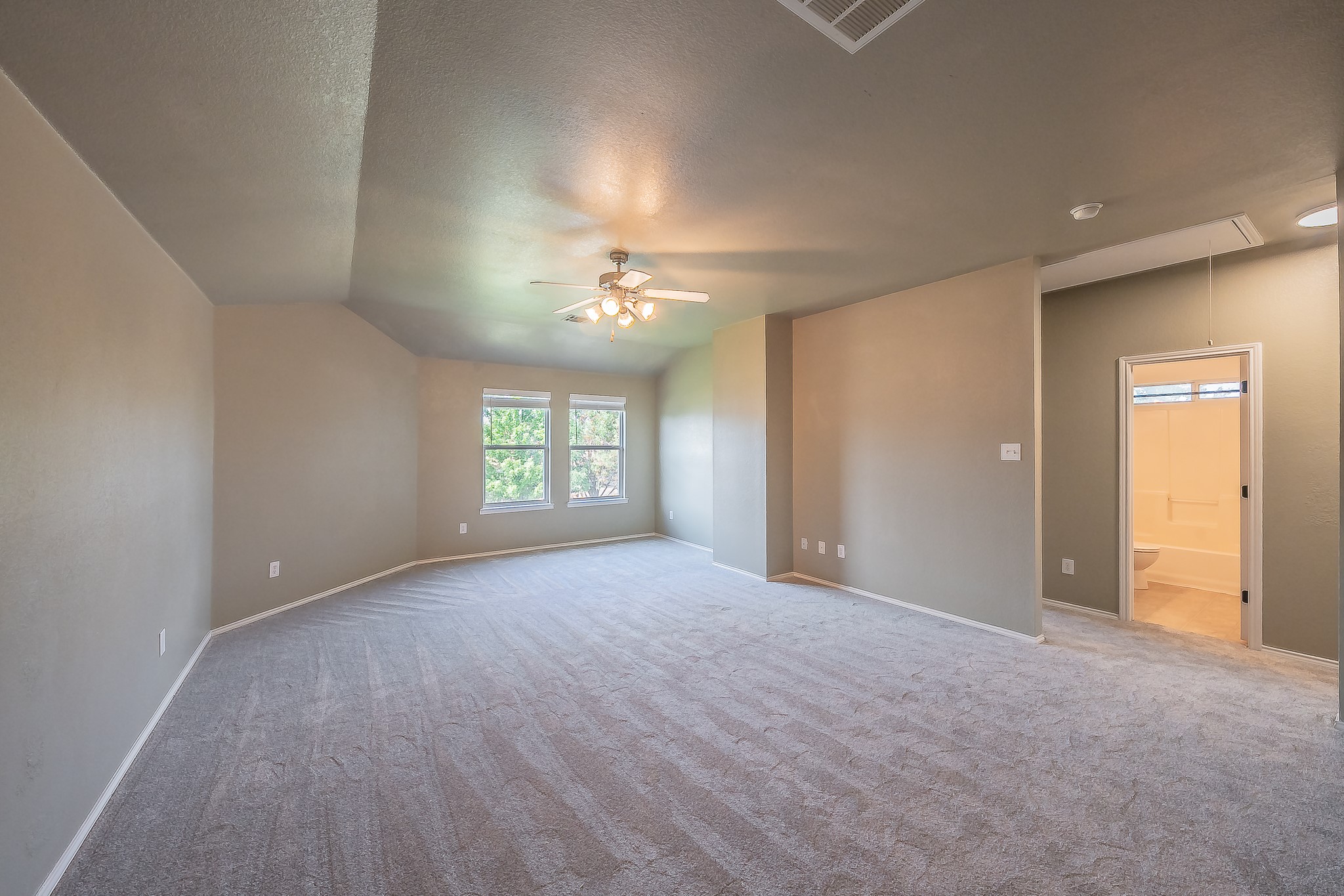 108 Tripp Trail Denton TX 76207