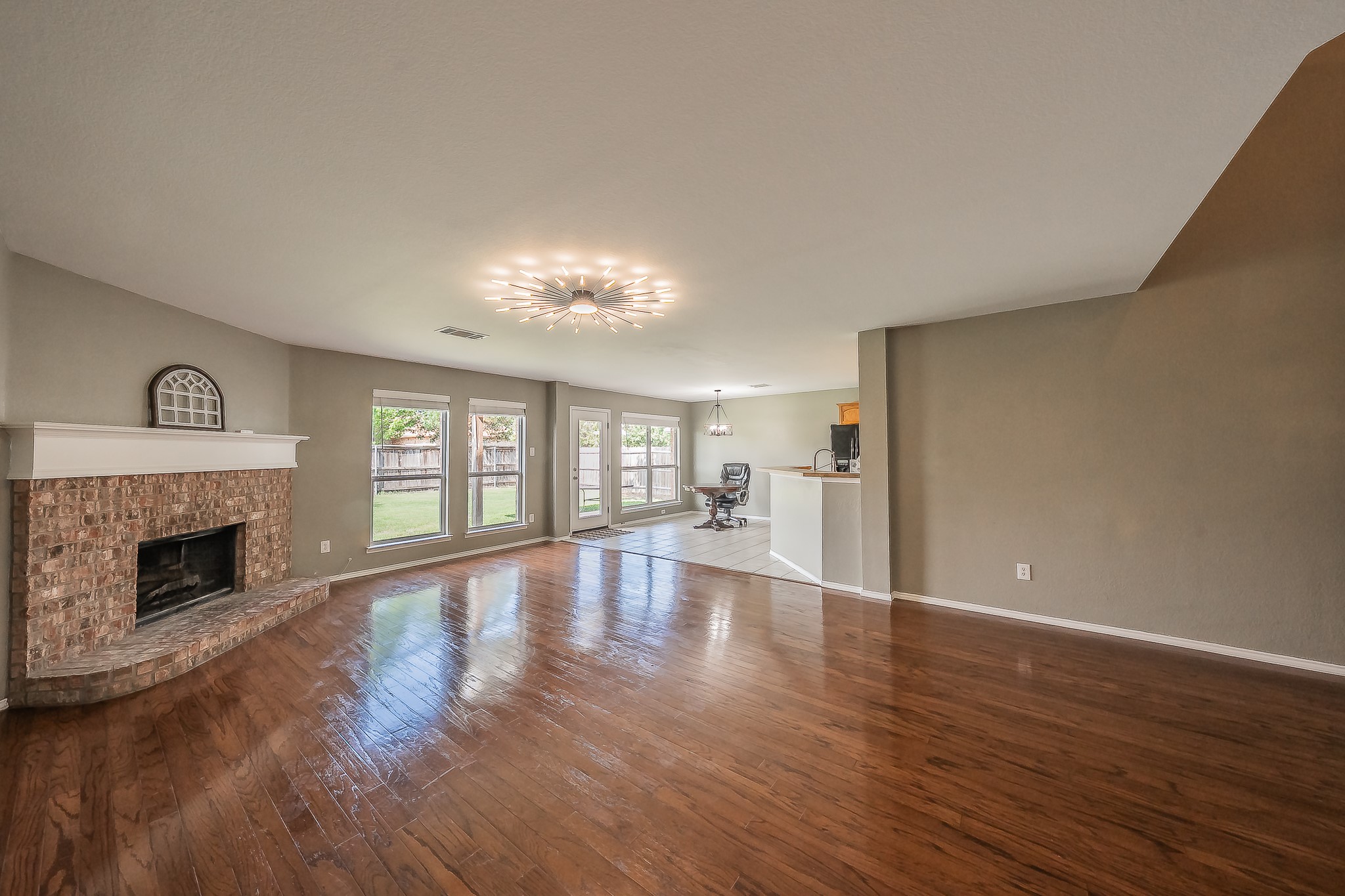 108 Tripp Trail Denton TX 76207