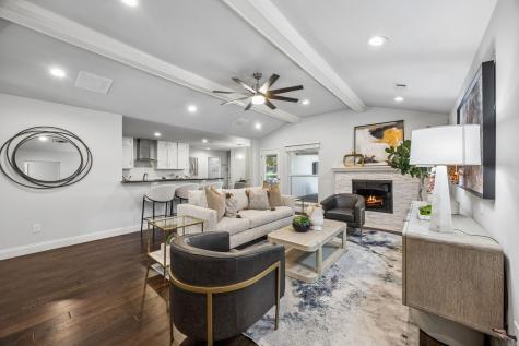 15935 Longvista Drive Dallas TX 75248