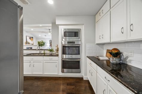 15935 Longvista Drive Dallas TX 75248