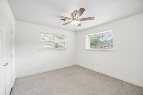 15935 Longvista Drive Dallas TX 75248