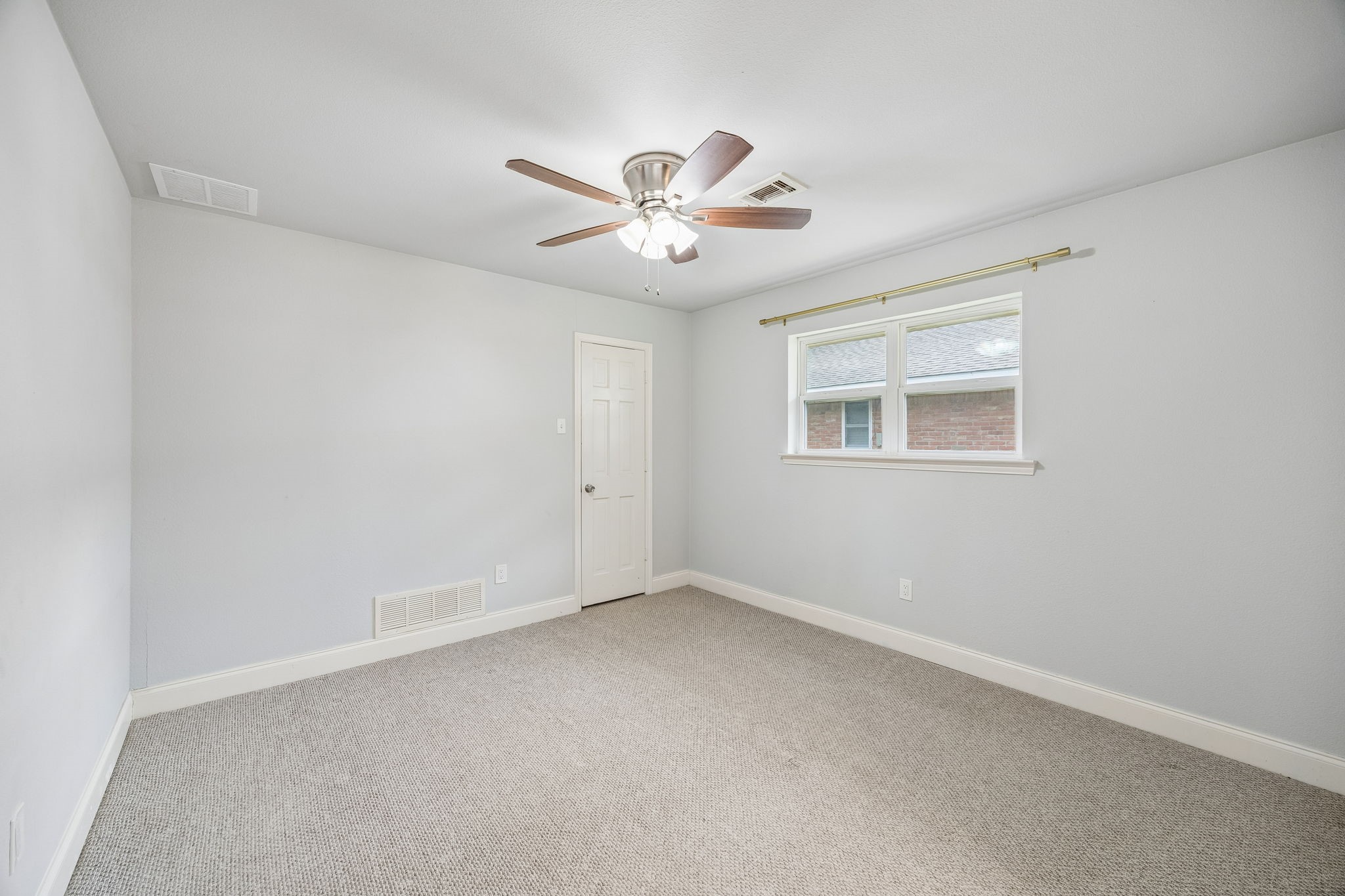 15935 Longvista Drive Dallas TX 75248