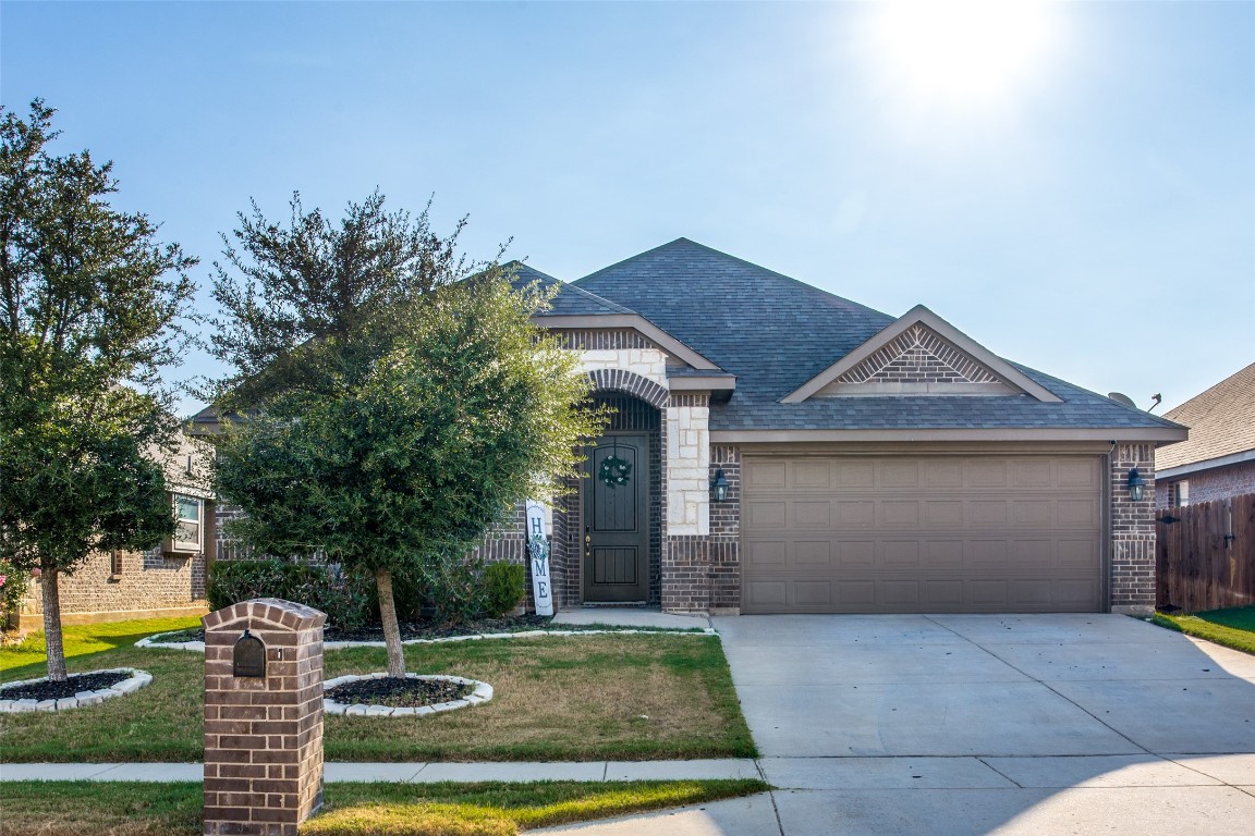 11905 Hassop Lane Burleson TX 76028