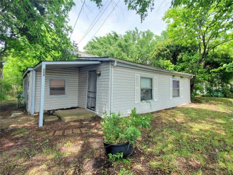 808 S Bois D Arc Street Forney TX 75126